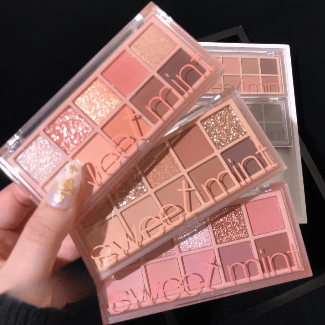باليت ظلال عيون سويت منت | Sweet Mint Eyeshadow palette - Image 4