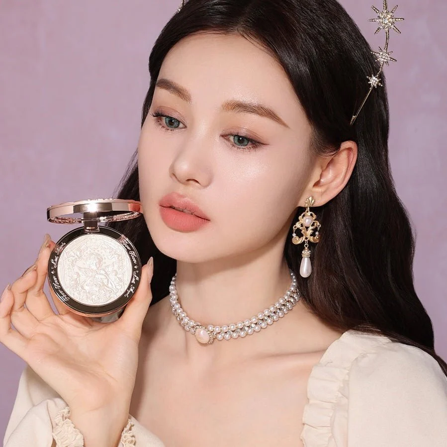 هايلايتر ليتل اينجل فلاور نوز | Flower knows Little Angel Embossed Highlighter - Image 5
