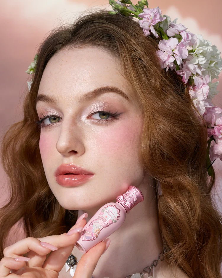 كلوس ميدسمر فلاور نوز | Flower knows Midsummer Fairytales Coating Lip Lacquer - Image 3