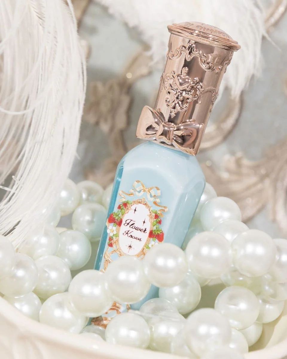 احمر شفاه ستروبيري فلاور نوز | Flower knows Strawberry Rococo Cloud Lip Cream - Image 3