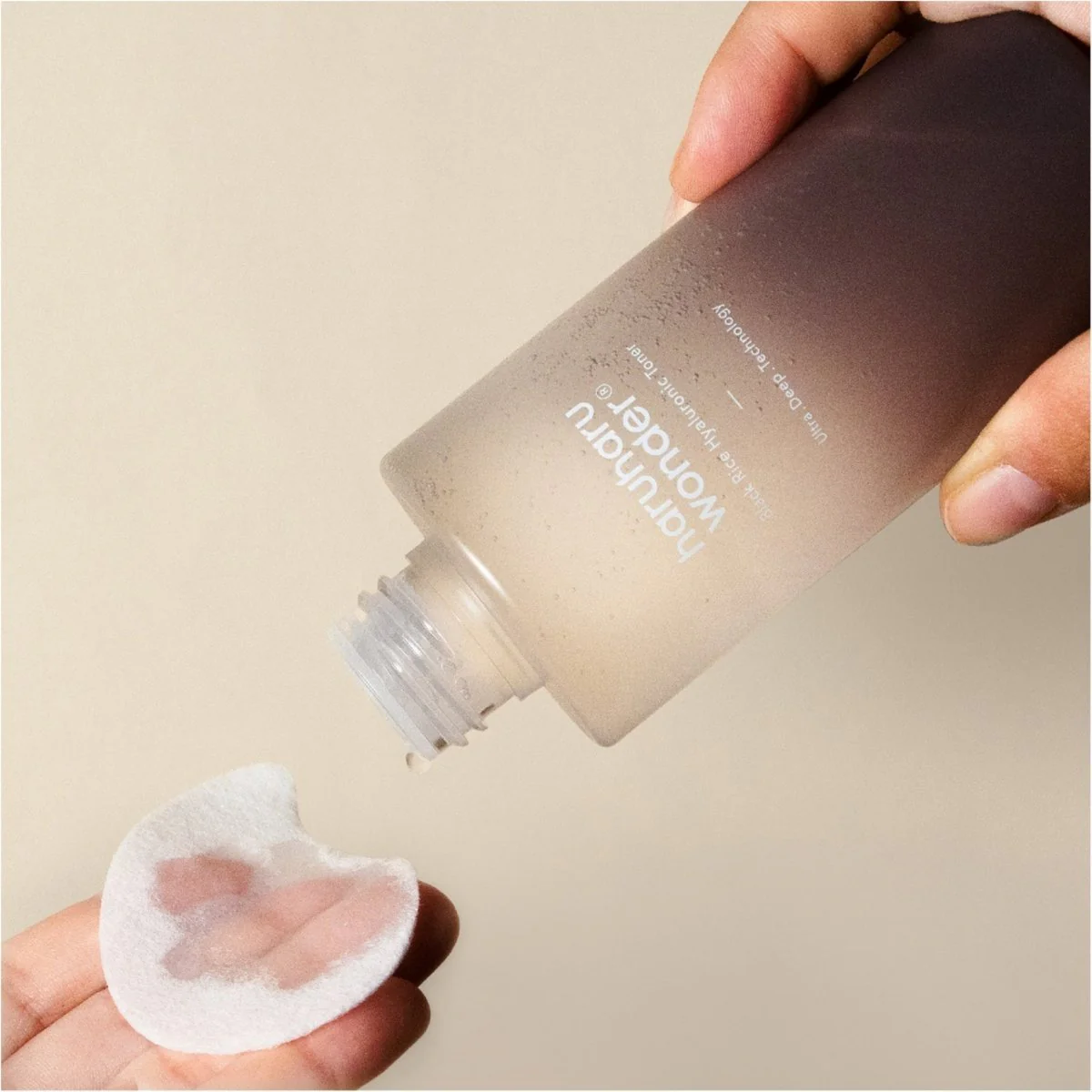 تونر الارز الاسود وندر هارو هارو - 150مل | haruharu Wonder Black Rice Hyaluronic Toner - Image 3
