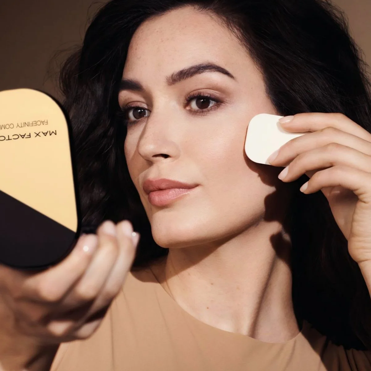 فاونديشن باودر ماكس فاكتور | Max Factor X facefinity compact foundation - Image 4