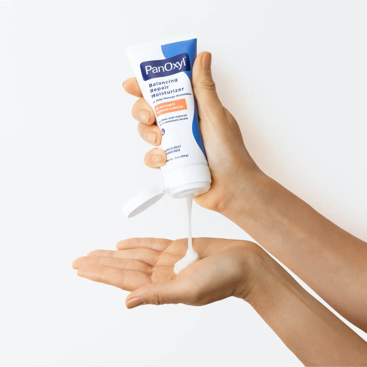 مرطب بانوكسيل الليلي - 85غرام | Panoxyl balancing repair moisturizer overnight Hydration 4% Niacinamide - Image 3