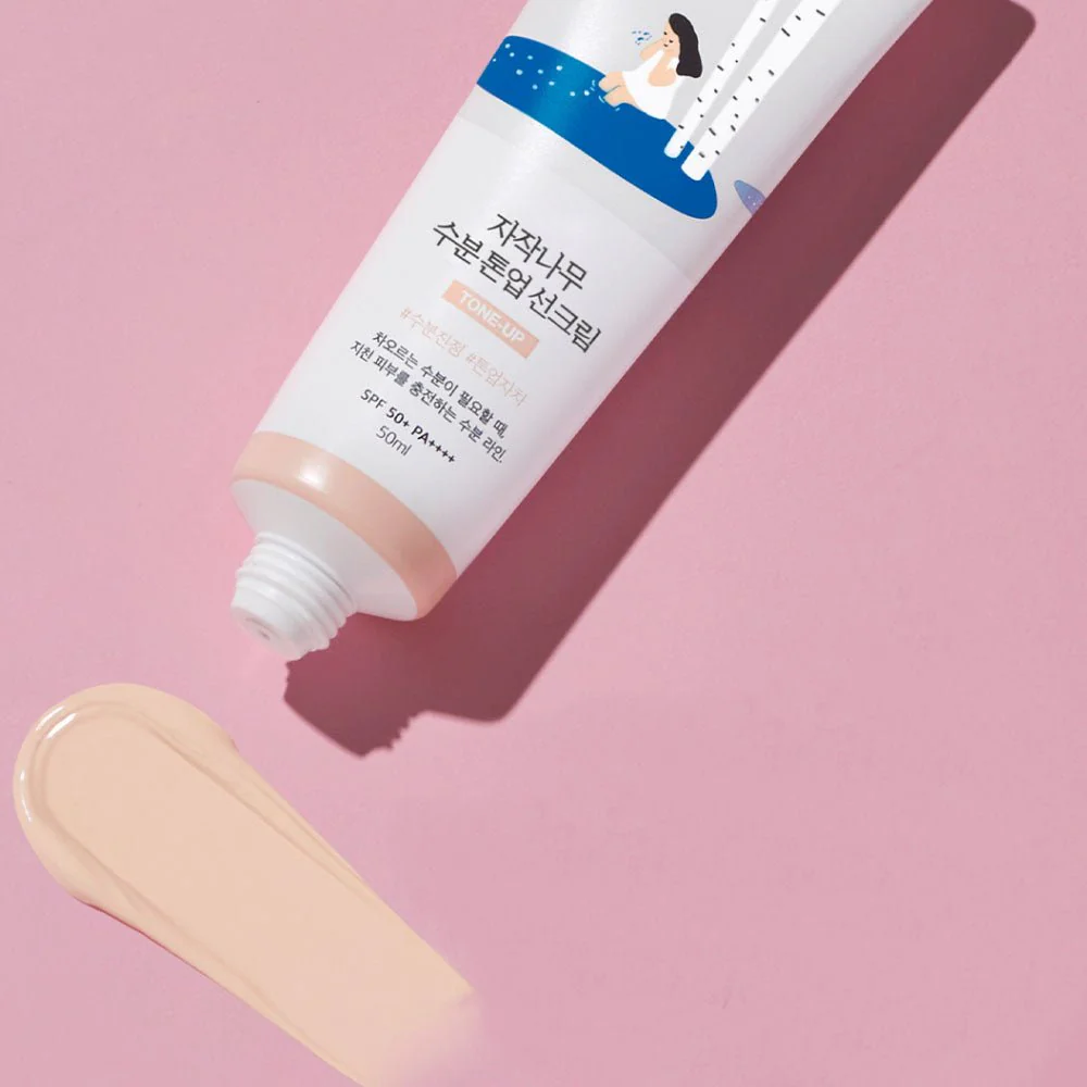 واقي شمس مع لون راوند لاب - 50مل | Round Lab birch juice moisturizing tone up sunscreen spf50+ PA++++ - Image 3